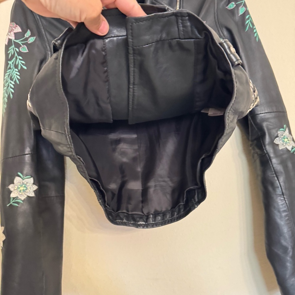 Barney's Original Floral Embroidered Studded 100% Leather Jacket Size 8 Motto - Picture 11 of 16